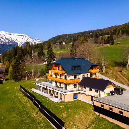 Apartment Laerchenhof 302